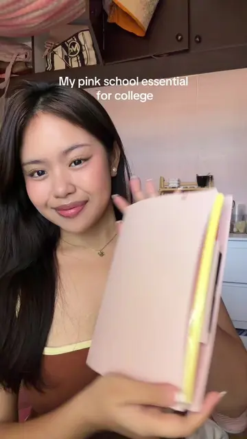 I'm glad I finally decided to get this 🤭 so helpful to keep my papers and schoo