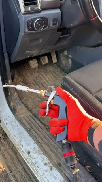 Is this even the same car?🚗 #carwash#carwashing#asmr#cardetailing#detailing
