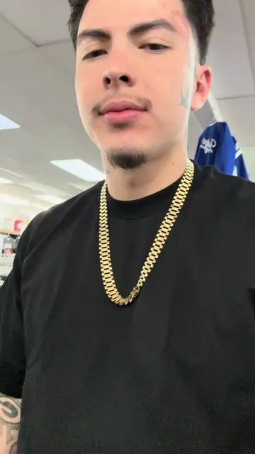 Getting ready for the big game tomorrow? #Cholo #Ese #Foo #internationalshipping