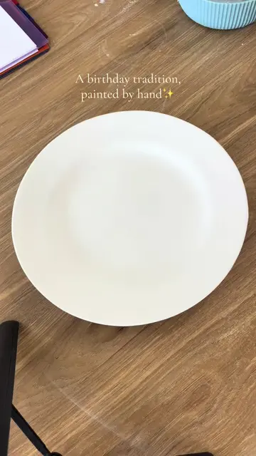 Watching a birthday plate come together never gets old. 🤍✨ Hand-painted, one br