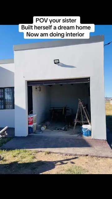 My sister build herself her dream home now am doing interior design #fyppppppppp