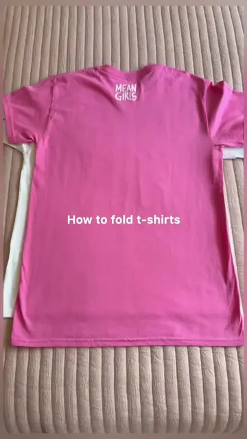 How to fold t-shirts to keep them neat, easily accessible and visible. #foldingc