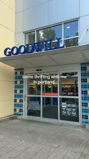 Imagine getting yelled at in goodwill #thriftwithme #thriftvlog #portlandthrifti
