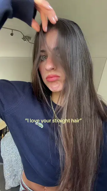 *Me as soon as someone calls my hair straight* Conditioning spray @Garnier UK  G