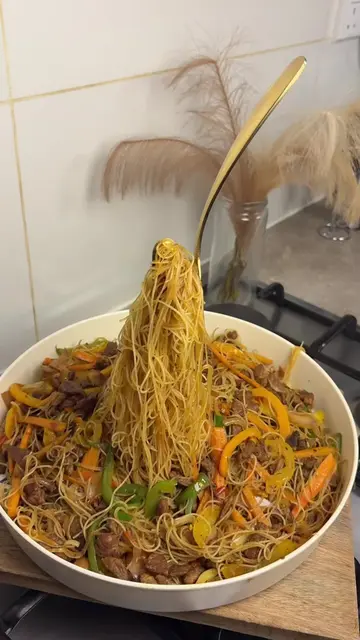 Dandanona da sassan duniya zango 6: kashi:24 Singapore noodles from china Ingred