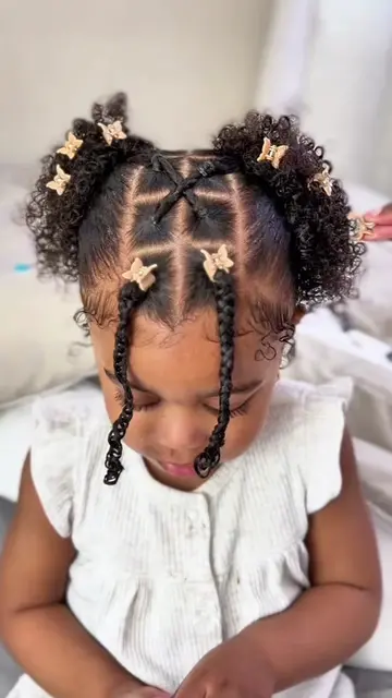 If you’re a mama who can’t braid… this hairstyle is for you 🎀 Here’s how I did 