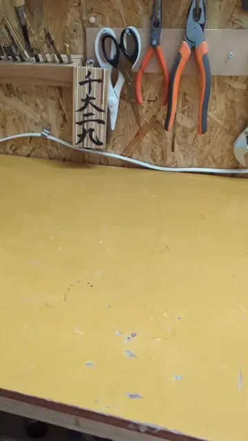 Unique Slanted Shelf✨️柱が斜めのシェルフ I made a uniquely shaped shelf with slanted pill