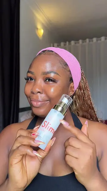 A simple skincare routine can go a long way. 💧✨ Hydration, moisture, and daily 