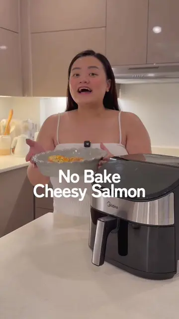 no baked cheesy salmon using an airfryer!! 😋 i usually bake this using an oven 