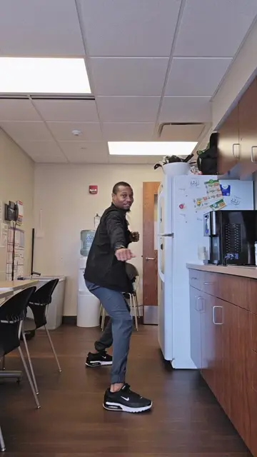 goofy monday energy ! #fypシ #fypviralシ #creatorsearchinsights #trending #fyp 