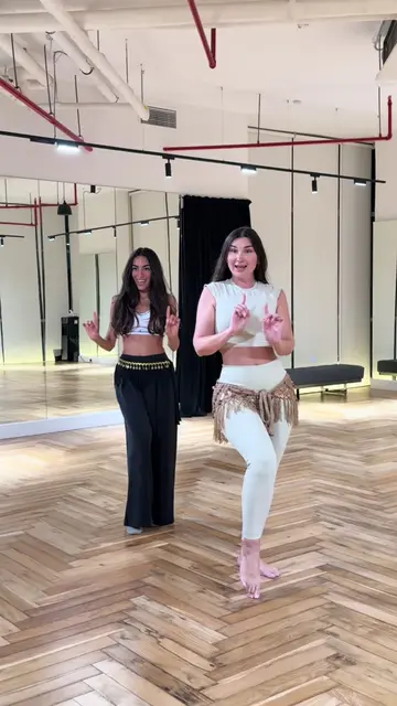One of my favorite choreographies with one of my favorite students. 💛✨ The perf