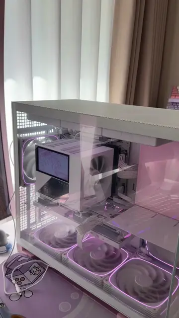Let’s pack up a gaming pc to ship 4,000 miles away 😵‍💫🥰 I was kinda nervous a