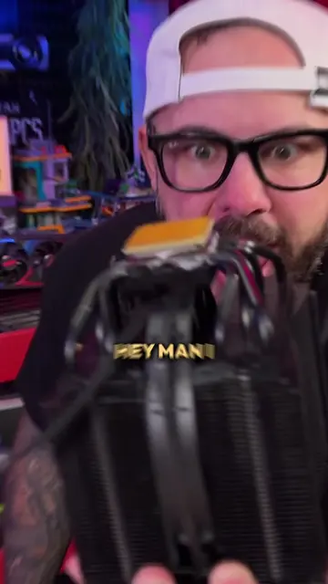 Should You Twist It or Pull It? #techtok #foryou #fyp #pcbuilder #pcgamer 