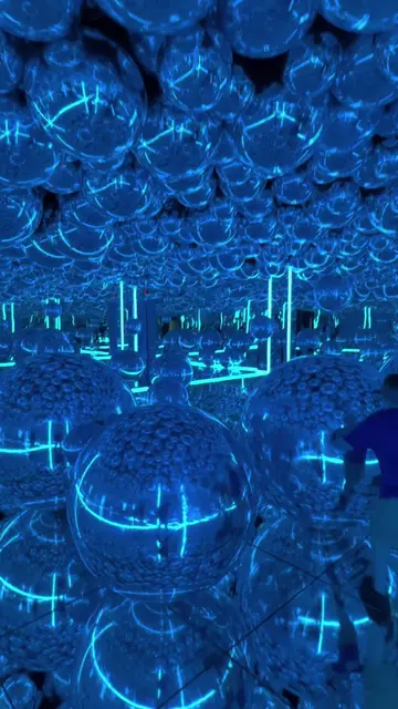 This is the Infinity Museum Las Vegas and I was among the first lucky enough to 