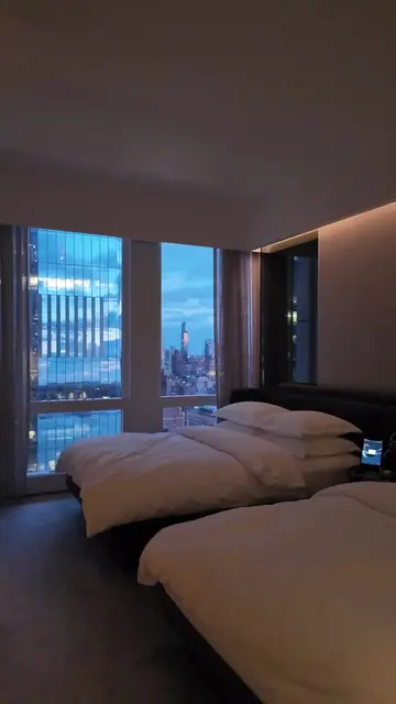 My top 3 NYC hotel picks, ranked. The Equinox Hotel is my all time favorite in M