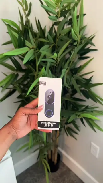 every girl living alone needs this! ✨🫧🤍 #tiktokshop #doorbellcamera #foryoupag