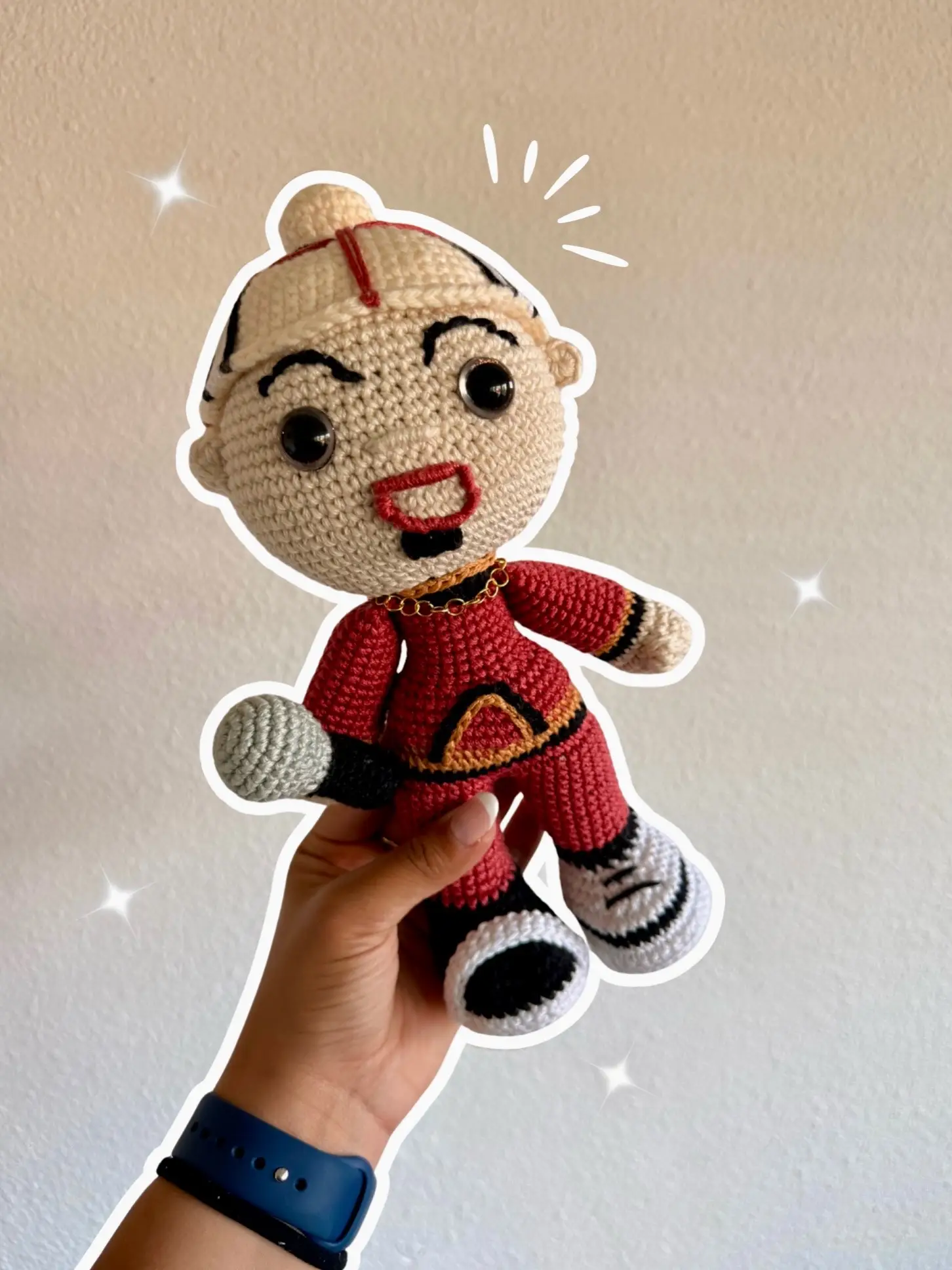For all of the Fuerza Regida girlies 🎤🧶 Available now on my Etsy shop (link in