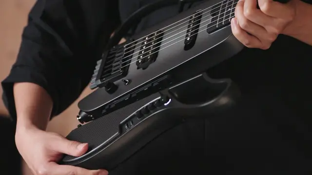 HUSH X LIVE | Built-in Speaker & Amp Tone Test (Metal Studio Jam) Learn more: ht