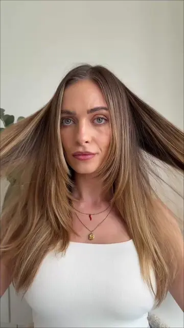 The secret to big, bouncy hair? No gatekeeping here 👀   Just John Frieda Volume