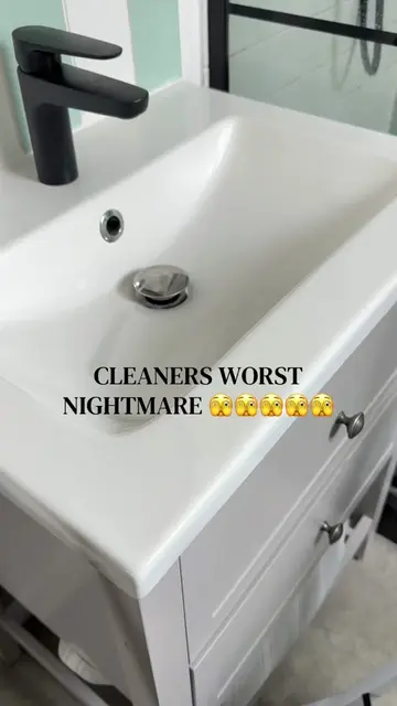 Cleaners will understand the struggle😂🫧