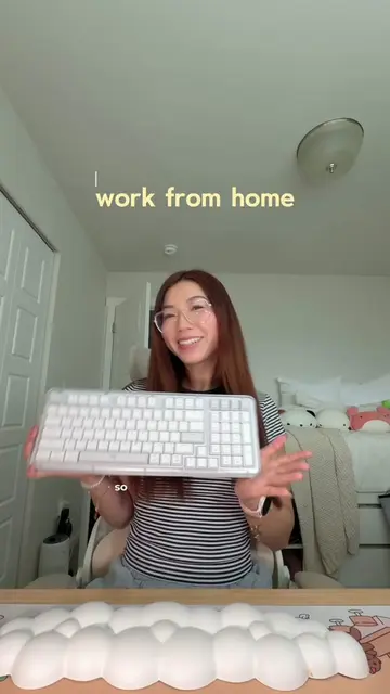 #ad i got a new keyboard and it actually makes me want to work 🤍  @Logitech is 