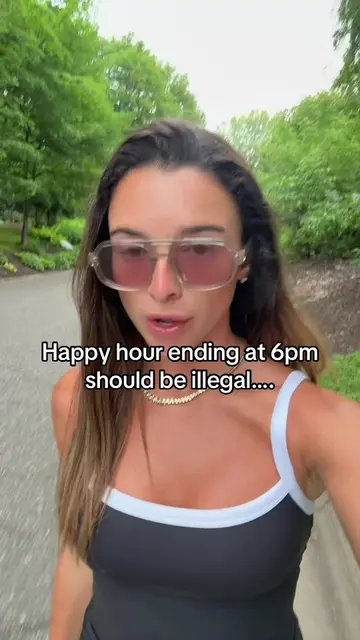 I’m just confused who is going to happy hour at 3pm.. #happyhour #minneapolis #m