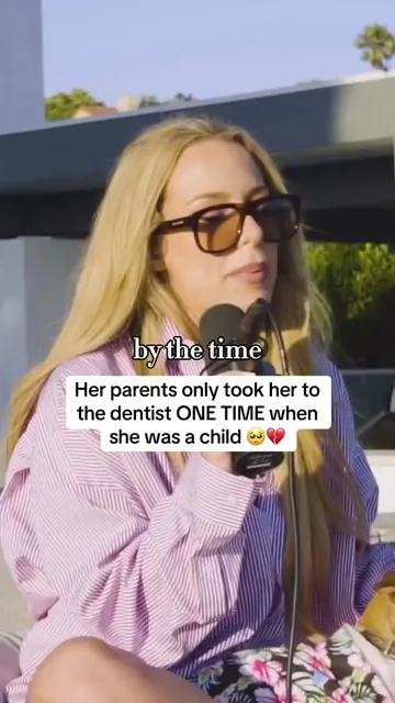 Her tooth fell out 😳🥺😭💔 #tanamongeau #brandsafepod 