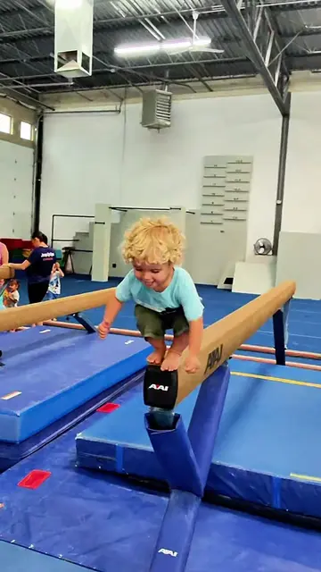 Zuko takes Jay to his gymnastics class! Looks like he’s a natural! 🤸‍♂️👍 @Jess