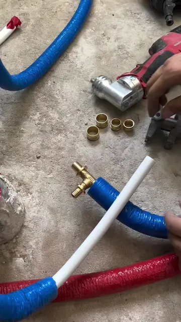 How to properly press a T-fitting pipe connection #plumberlife #plumber #plumbin