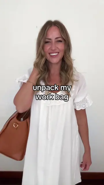 unpack our multitasker! your go-to office in a bag 💼  #poppyandpeonies #everyda