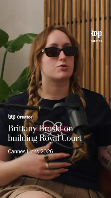 How does @Brittany Broski build trust with a guest like Harry Styles on Royal Co