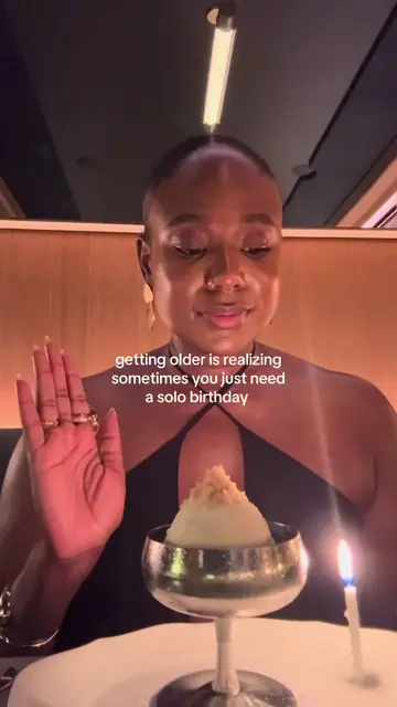 the ice cream was a gift by the restaurant 🥹 #solo #solobirthday #solodate #bar