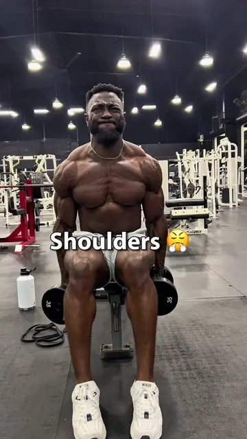 Boulder shoulder Workout 😤💪🏿. Shoulders were on 🔥🔥 Using @Fitbod App  Follo