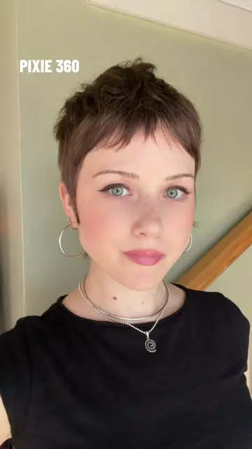 pixie 360❕I got new razor blades today so I cut the top/sides and I’m leaving th