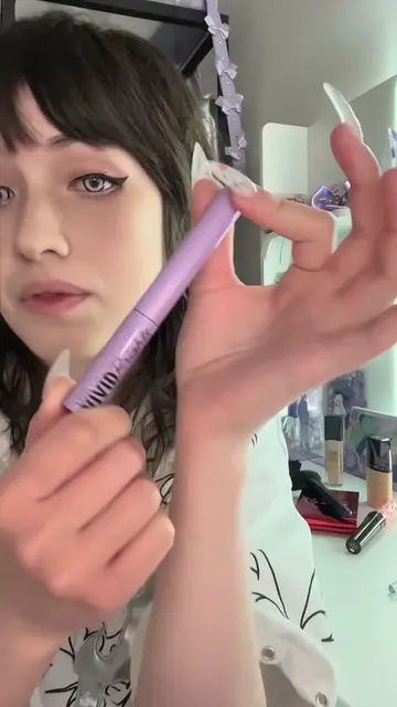 I refuse to spend more than 5 minutes doing cosplay eyebrows 🤪 so here’s how I 