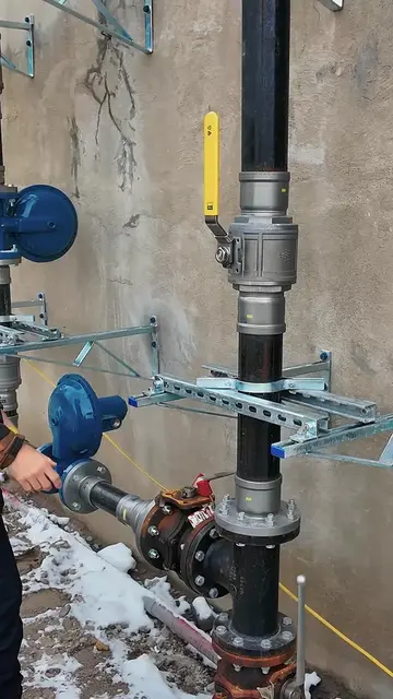 Building the gas system the right way from the ground up. 🔥 #ProServicePlumbing