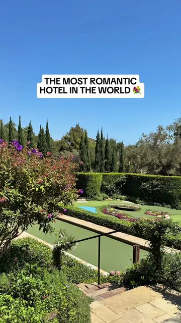 A California hotel bucket list isn’t complete without this one 🌹 Private cottag