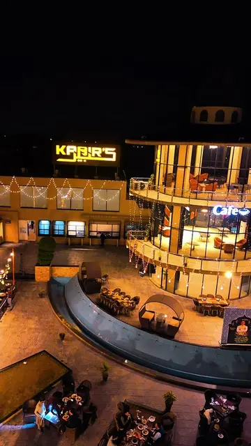 Kabir’s TKR Restaurant | Delicious Food Review by Foodie Sheraz 😍 #KabirsTKR #R