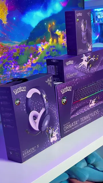 ✨ POV: Your gaming setup just evolved. 💜🌙 The new Razer × Pokémon Espeon & Umb