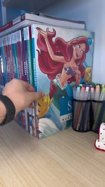 Color with me - Flounder and Sebastian from The Little Mermaid 🧜‍♀️✨ Watch to t
