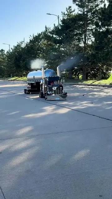 It can go 35 miles an hour 😱🤯 @trucknwife (IG) #mini #truck #tiny #DIY #superc