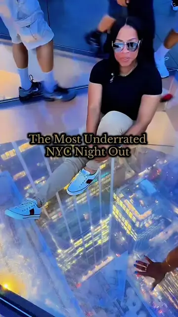 When I tell you @Edge NYC hits completely different at night... 🤫🗽 Save this i
