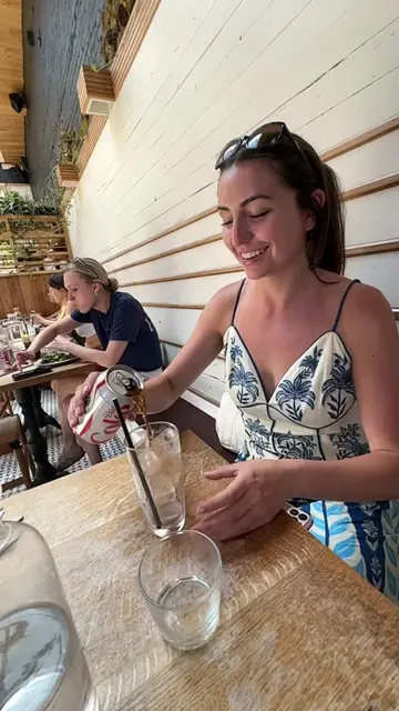 but once there was a time🥹 #dietcoke #brunch #friendgroup 