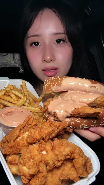 Raising Cane’s @Raising Cane's #raisingcanes #canes #friedchicken #mukbang #fypシ