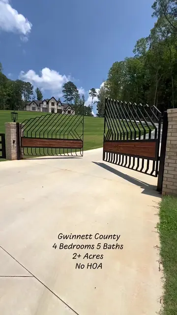 4 Bedrooms | 5 Bathrooms | 5,300 Sq Ft 📍 Gwinnett County, GA New Construction T