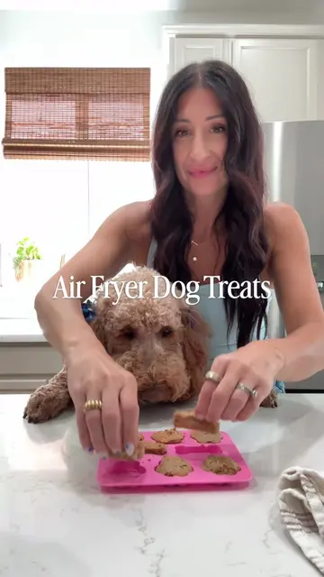 Homemade Peanut Butter Banana Pup Cakes 🐾🎉 The sweetest way to celebrate Hatti