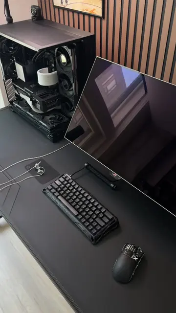 Batman desk mogged yours #fyp #setup #techtok #oled 