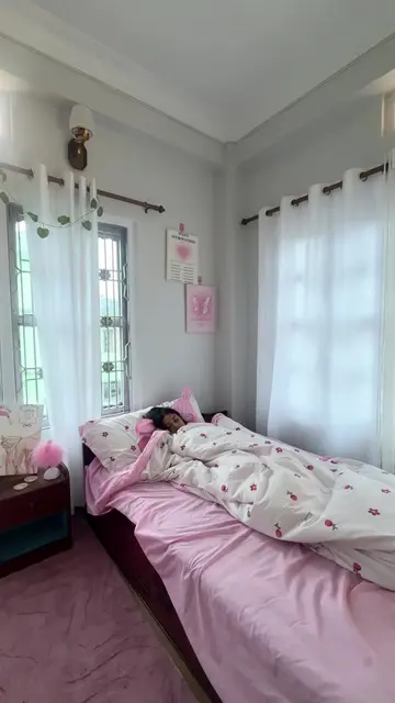 Just a girl who never wants to leave her room #sarunhaven #koreanskincare #roomd