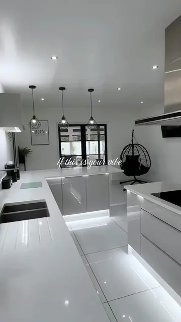 Monochrome home vibes 🖤🤍 #Home #homedecor #homedesign #homeinspiration #decor 