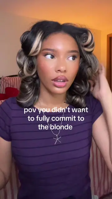 The fastest way to get blonde tbh. #recoolhair #upartwig #gluelesswig #foryoupag